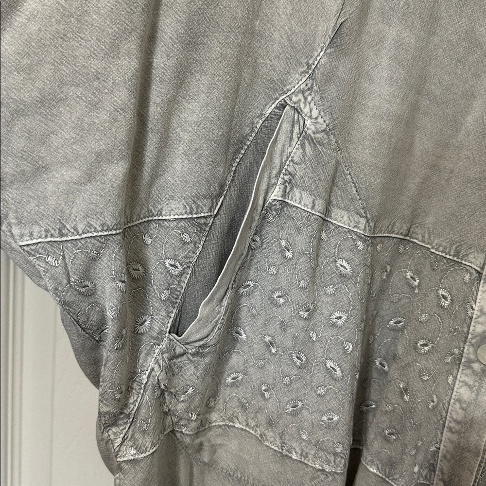 Elegant Gray Embroidered Button Down Shirt - Picture 8 of 13